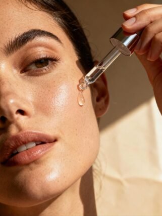 Ceramide and hyaluronic acid skincare products