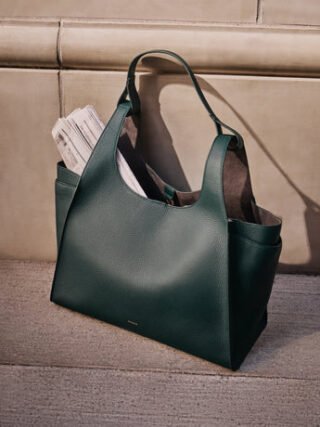 Cuyana Classic Leather Hobo bag