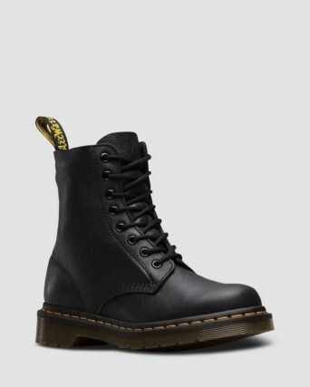 Dr. Martens 1460 Pascal waterproof boot