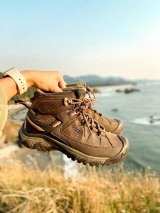 Keen Revel IV High Polar winter boot