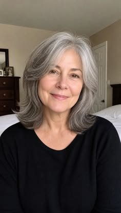Soft feathered layers for wavy and coarse gray hair