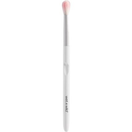 Wet n Wild budget crease eyeshadow brush
